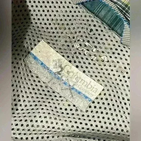 Button down casual men’s plus sized shirt. - Picture 3 of 3